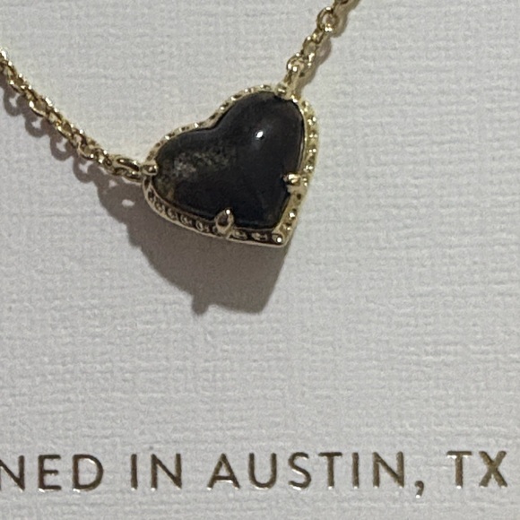 Kendra Scott Gold and Black Heart Necklace - Picture 1 of 3